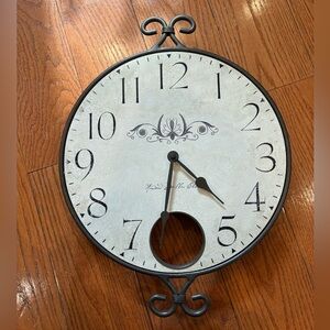Howard Miller 625-350 Round Wall Clock Vintage Style Analog Metal